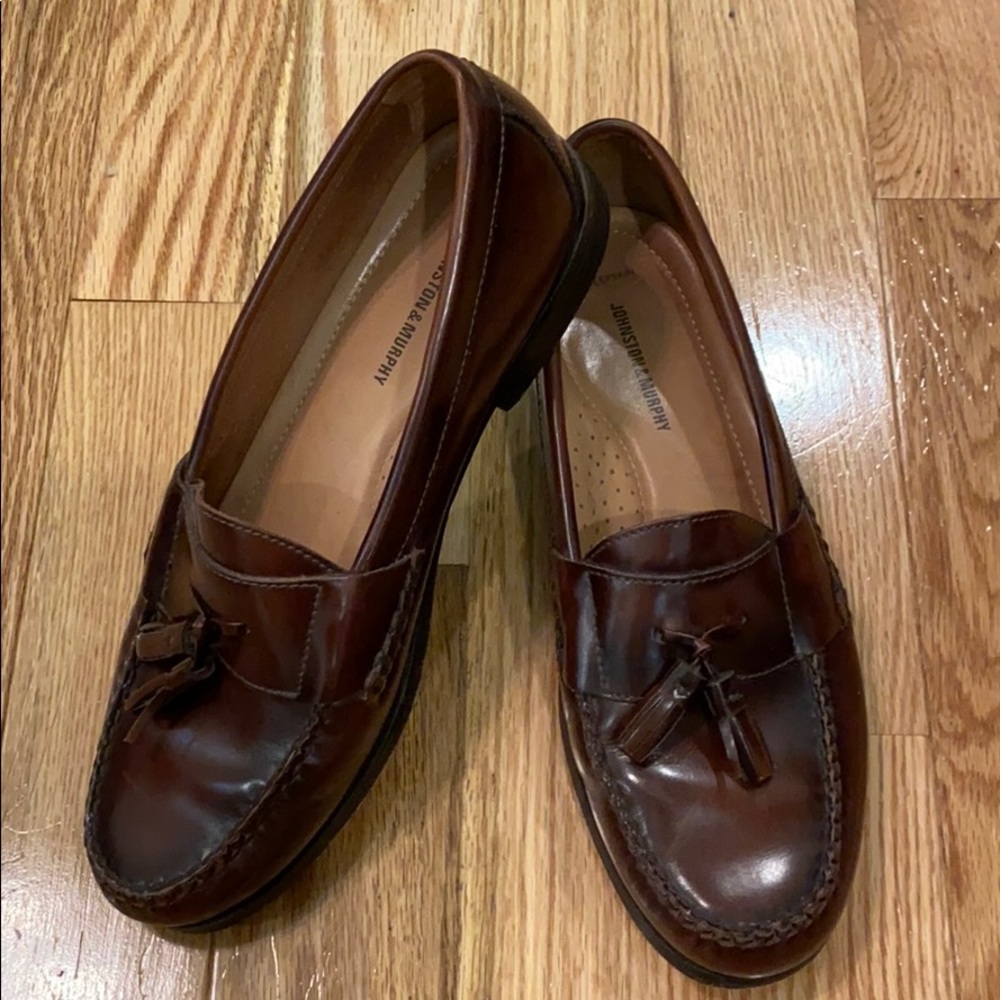Johnston & Murphy size 11 brown loafers